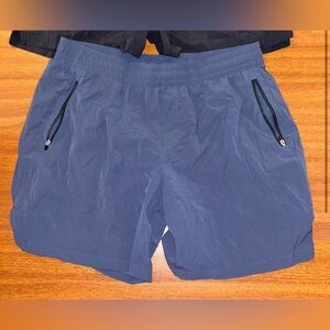 All in motion men’s shorts size L